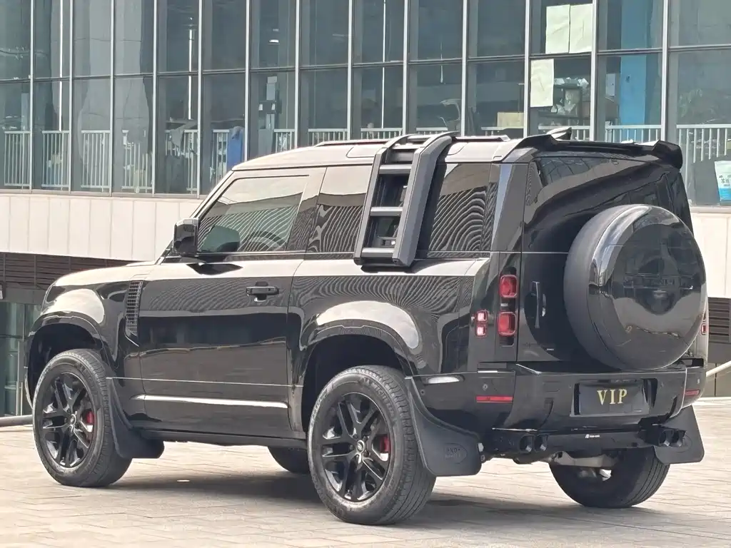 Land Rover Defender — фото 9