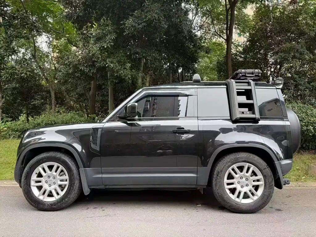 Land Rover Defender — фото 3