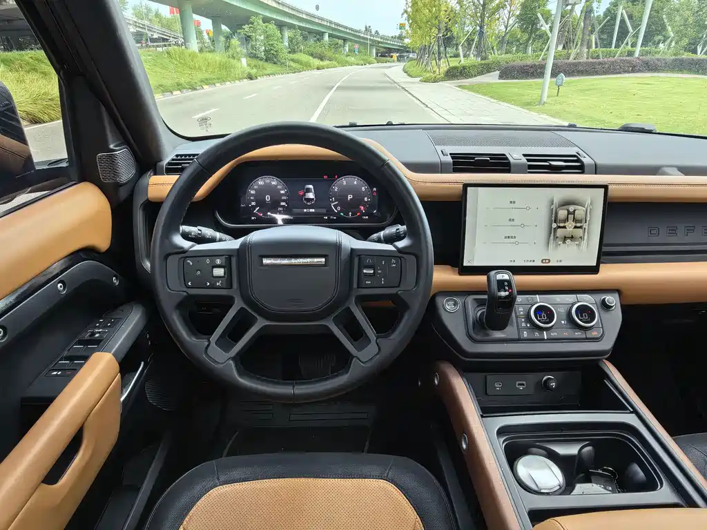 Land Rover Defender — фото 6