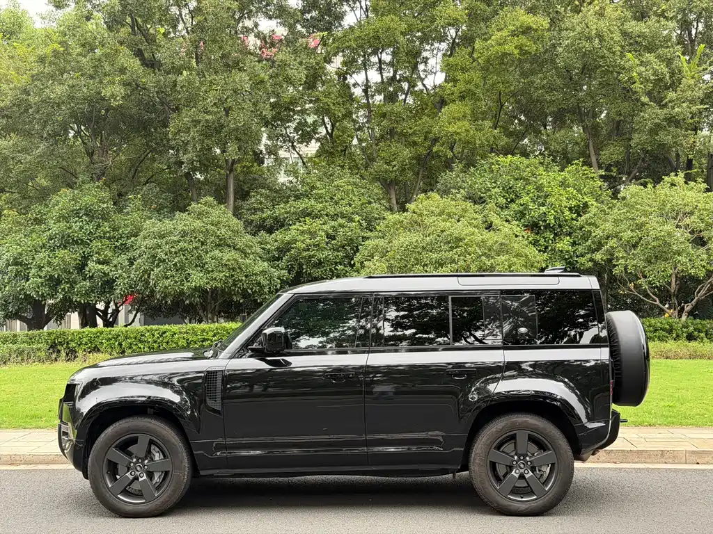 Land Rover Defender — фото 3