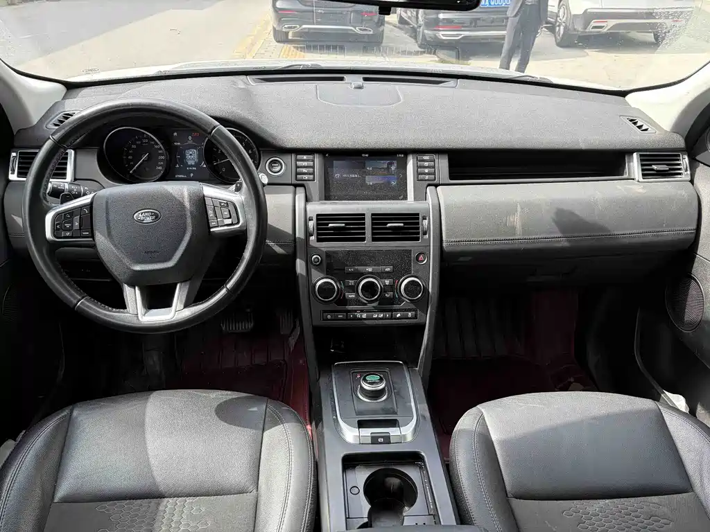 Land Rover Discovery Sport — фото 6