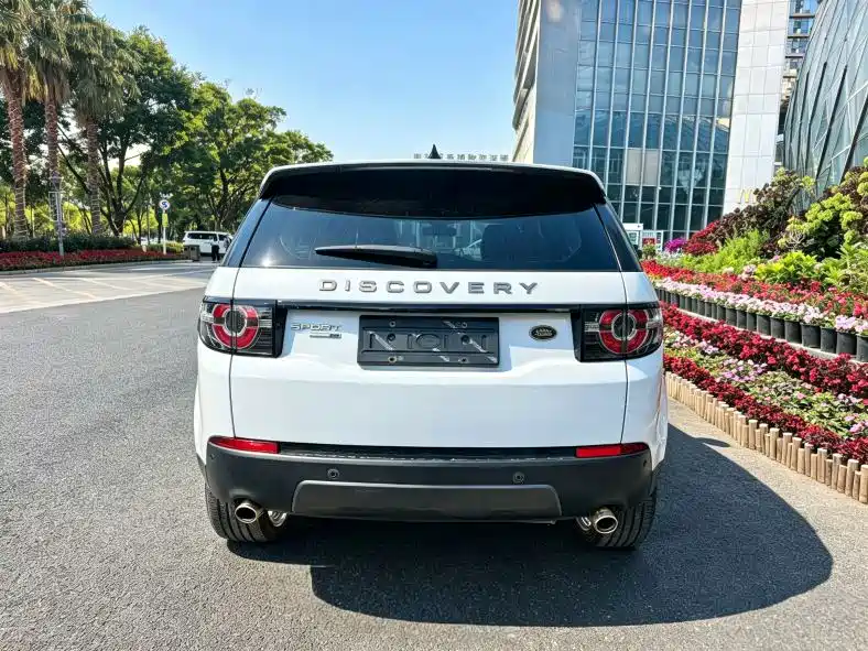 Land Rover Discovery Sport — фото 10