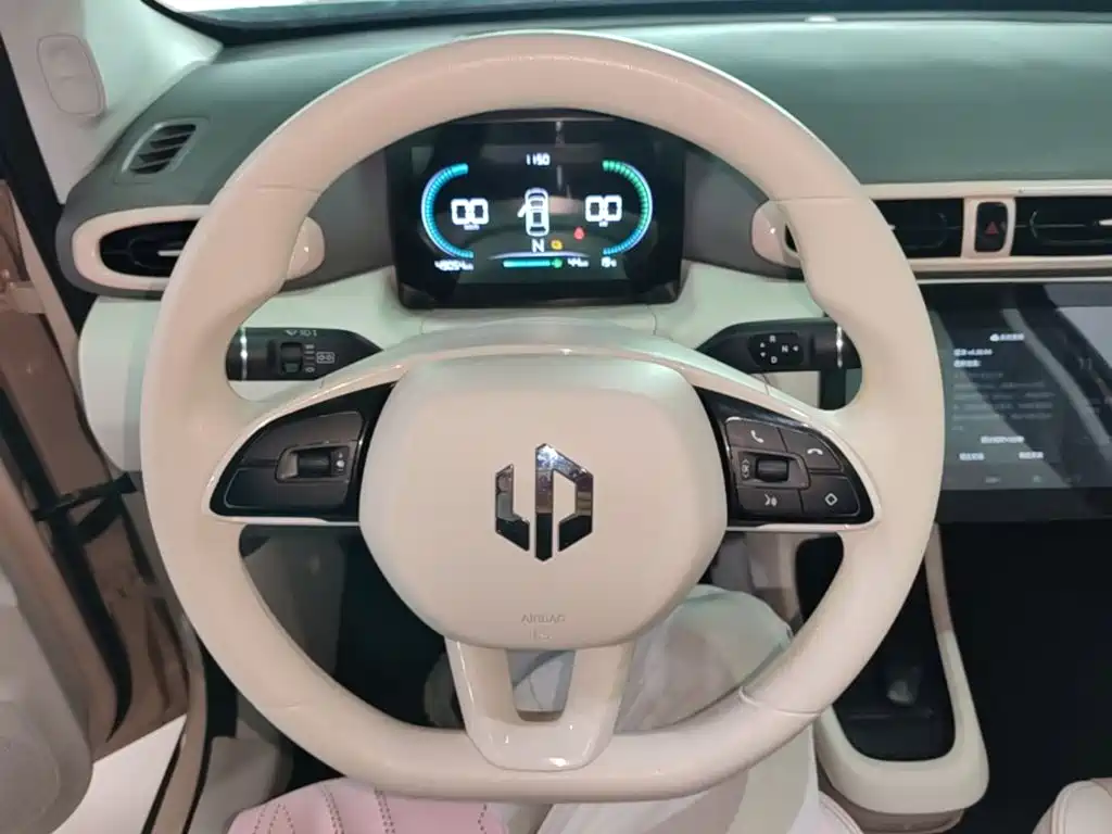 Leapmotor Leapmotor T03 — фото 11