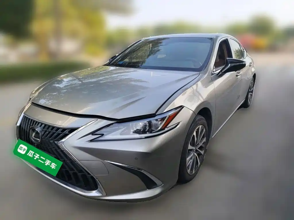 Lexus ES — фото 2