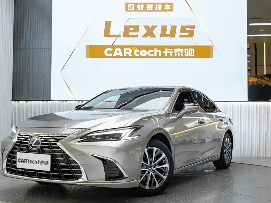 Lexus ES — фото 2