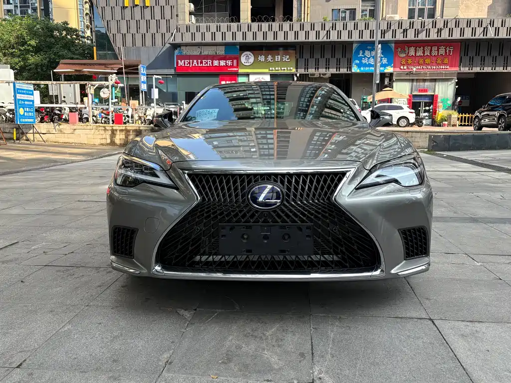 Lexus LS — фото 2
