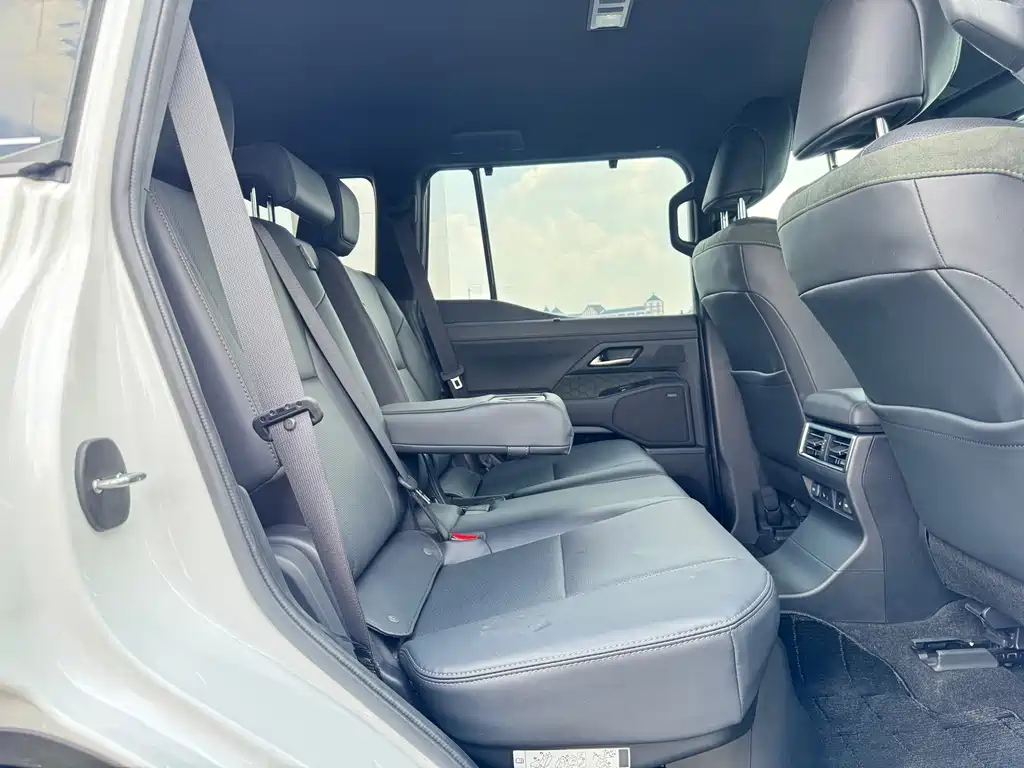 Lexus GX — фото 17