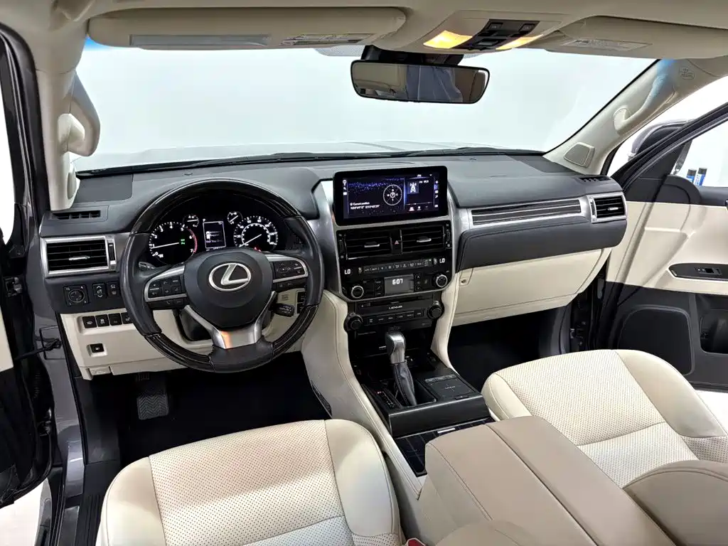 Lexus GX — фото 13