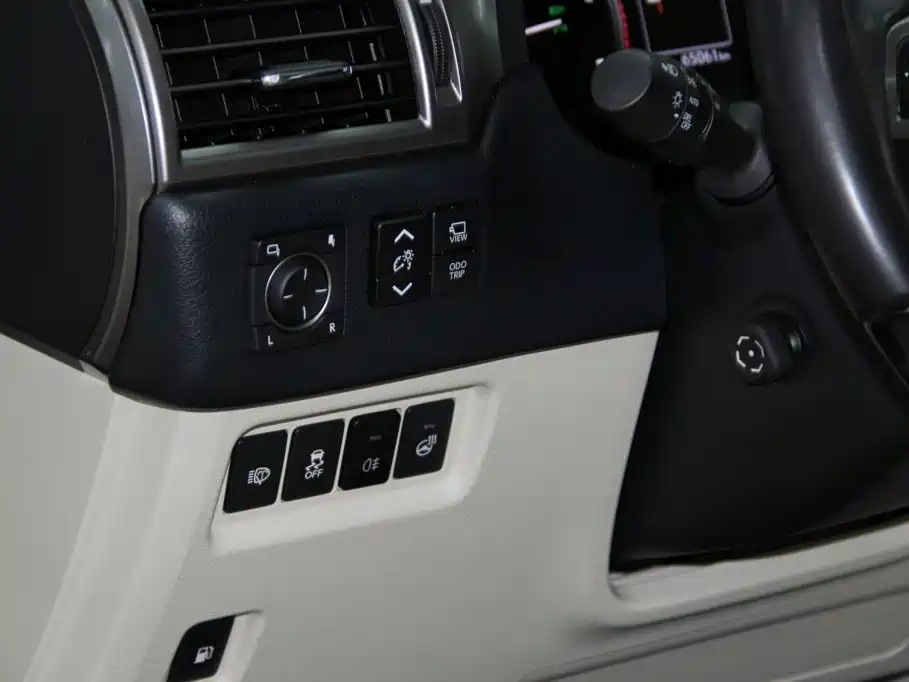 Lexus GX — фото 24