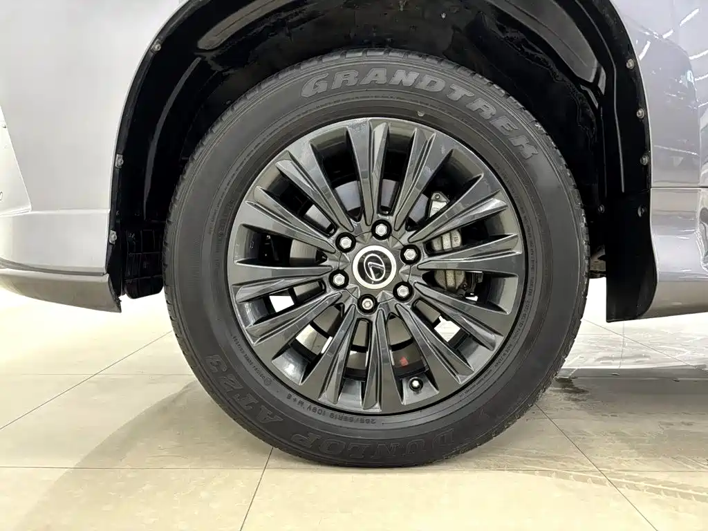 Lexus GX — фото 27