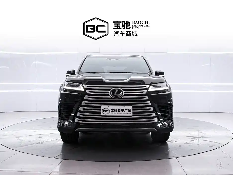Lexus LX — фото 2