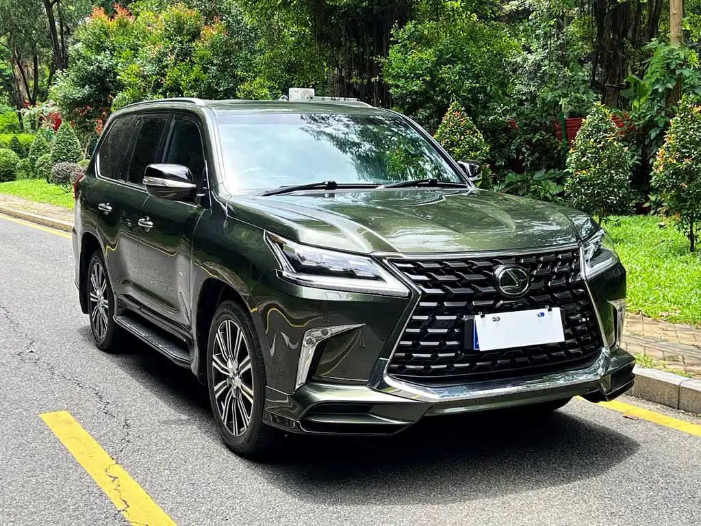 Lexus LX — фото 3