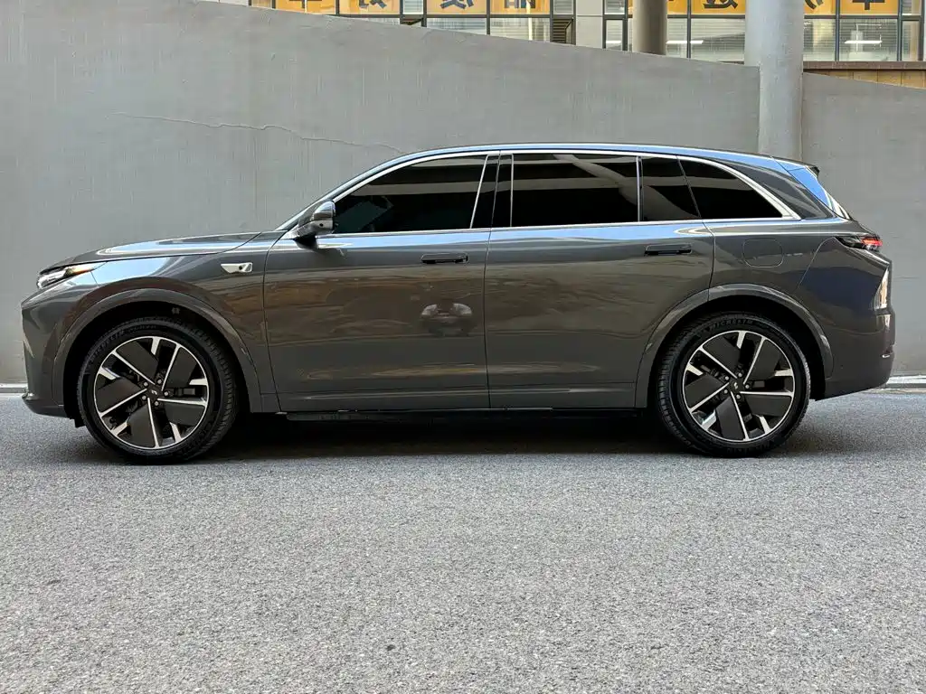Li Auto Li L7 — фото 3