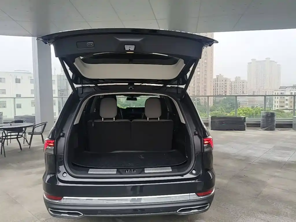 Lincoln Aviator — фото 19