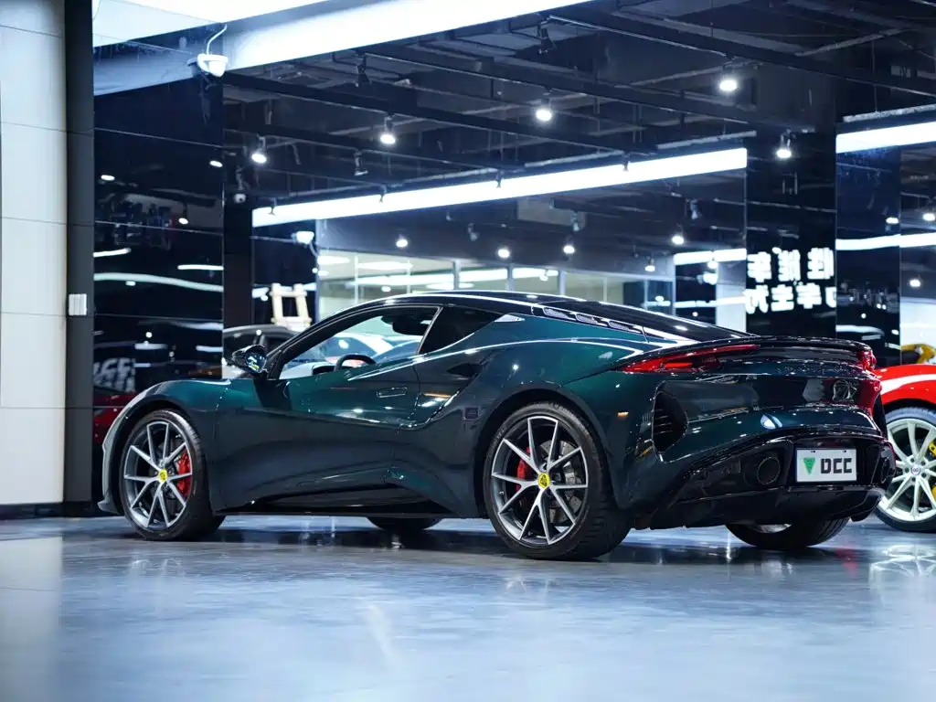 Lotus Emira — фото 16