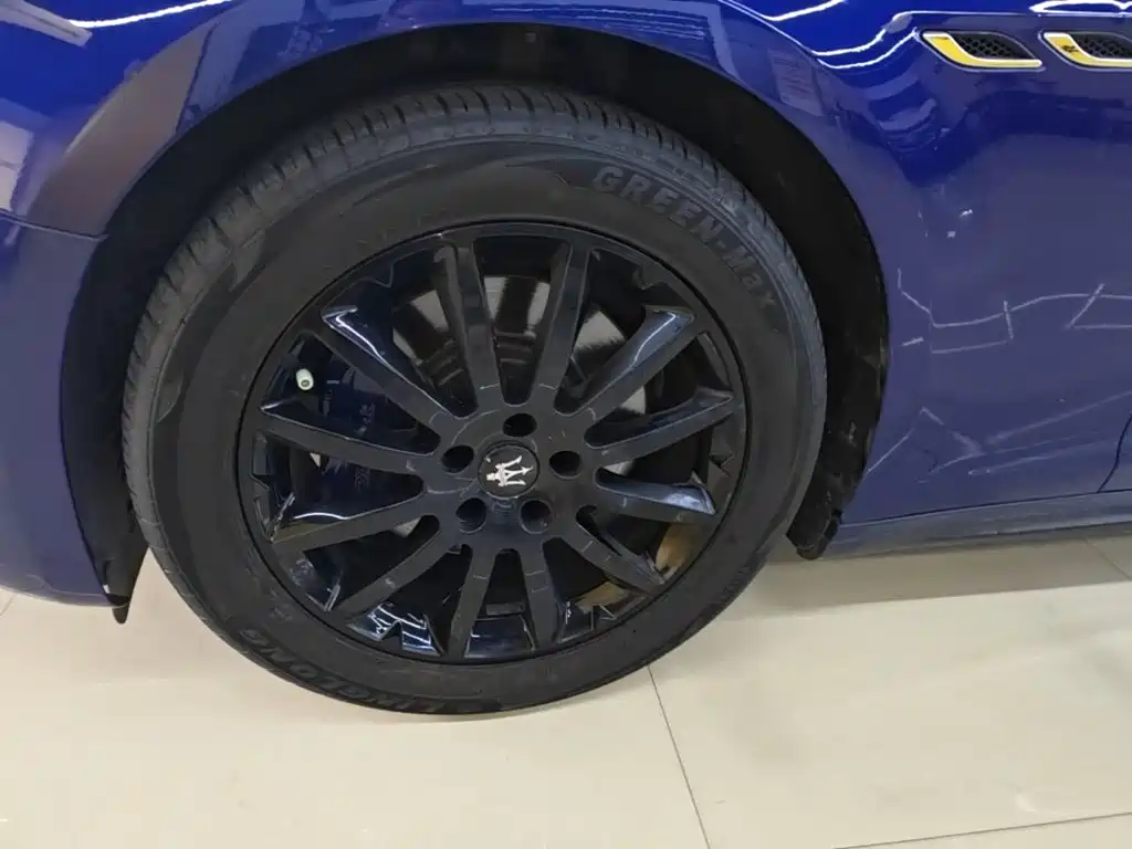 Maserati Ghibli — фото 23
