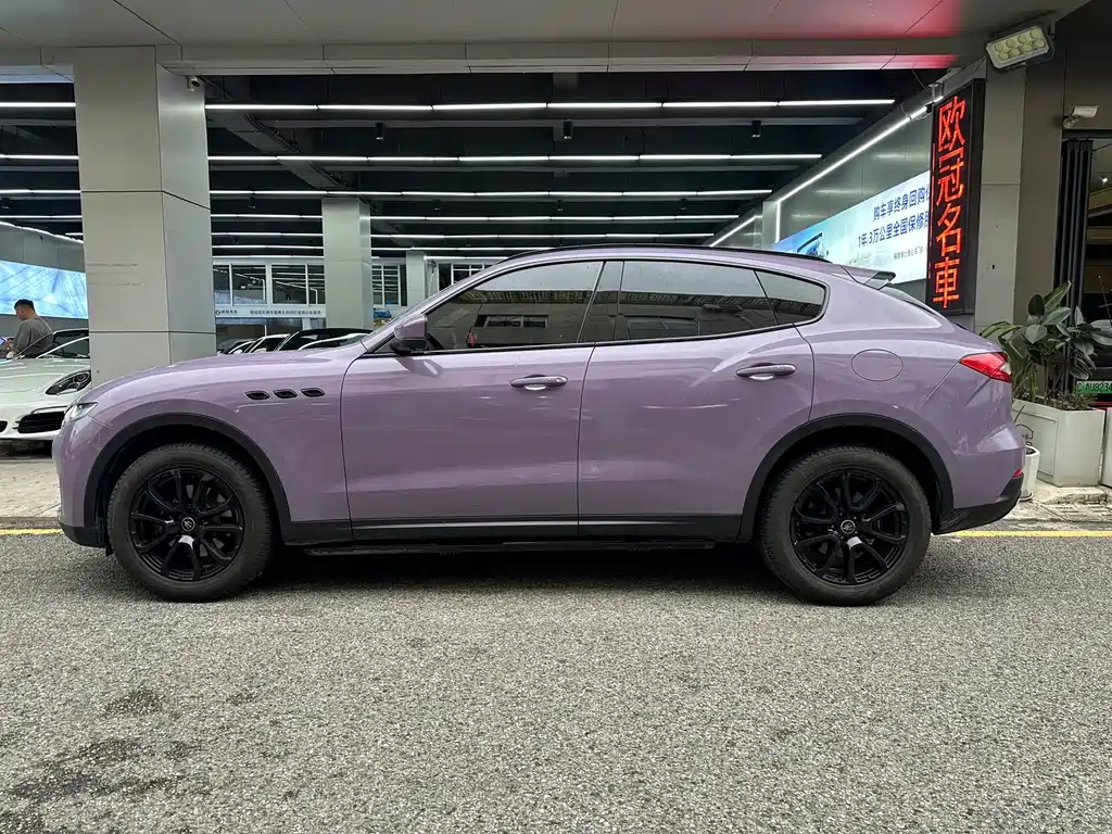 Maserati Levante — фото 3