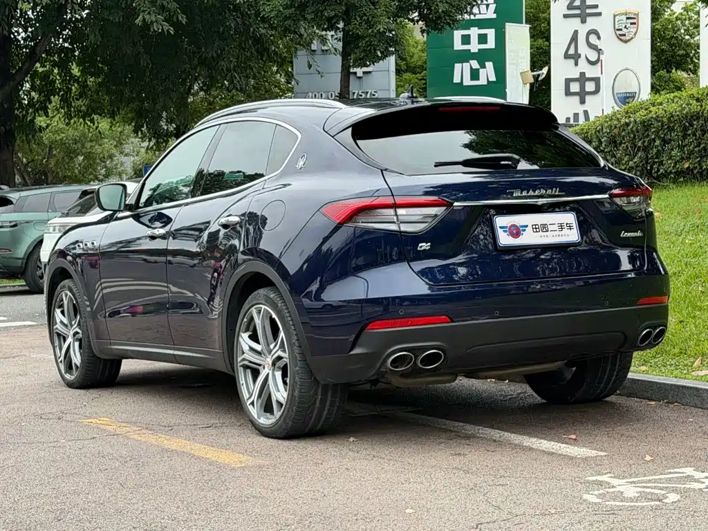 Maserati Levante — фото 4