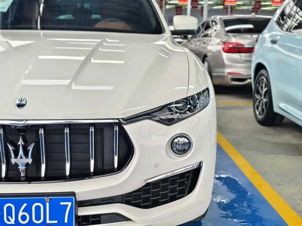 Maserati Levante — фото 4