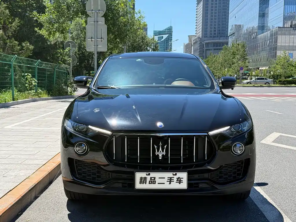 Maserati Levante — фото 2