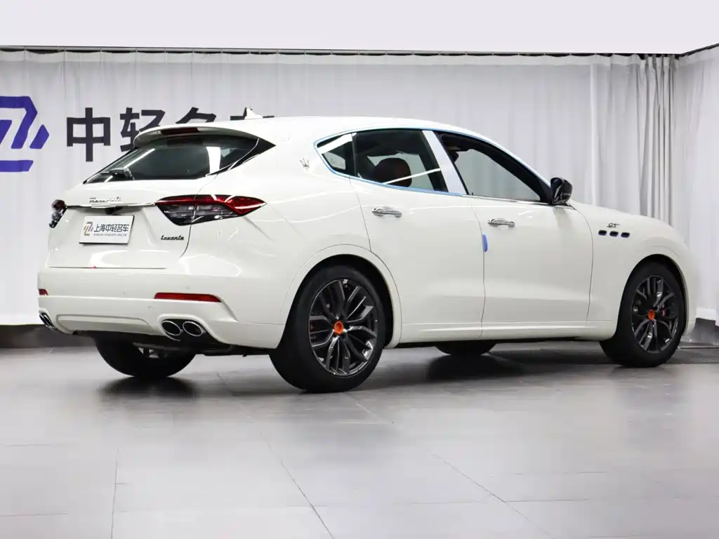Maserati Levante — фото 3