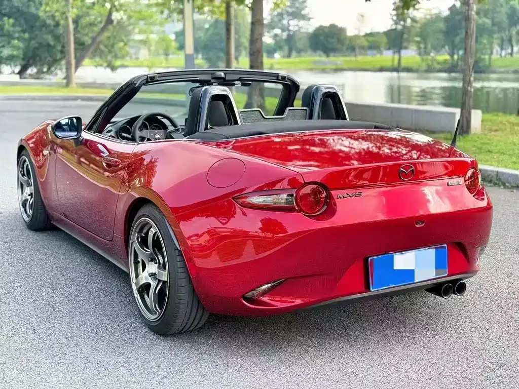Mazda MX-5 — фото 3