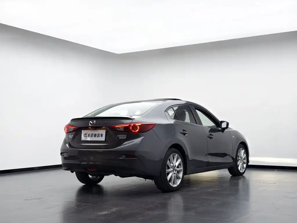 Mazda 3 Axela — фото 4