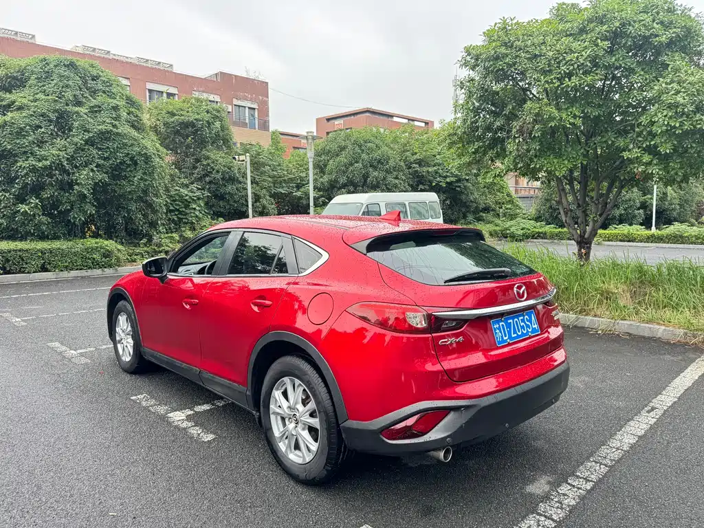 Mazda CX-4 — фото 6