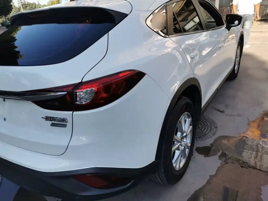 Mazda CX-4 — фото 8