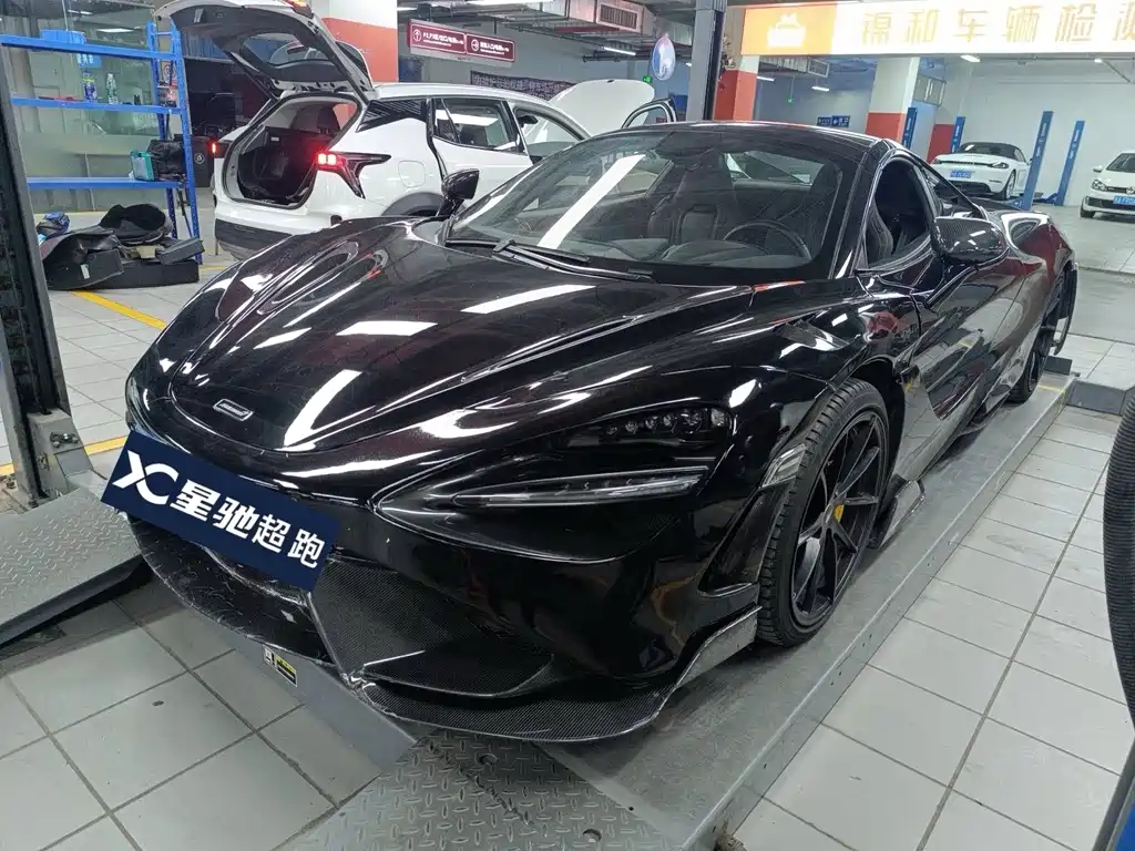 McLaren 720S