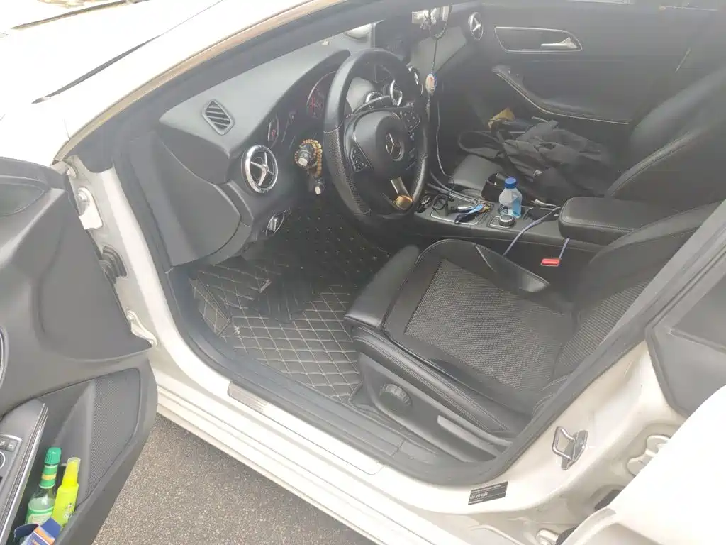 Mercedes-Benz CLA (Import) — фото 17