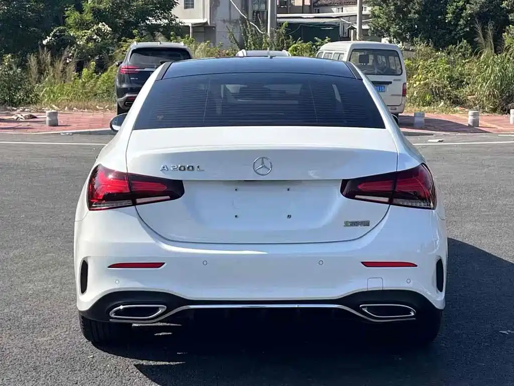 Mercedes-Benz A-Class — фото 8