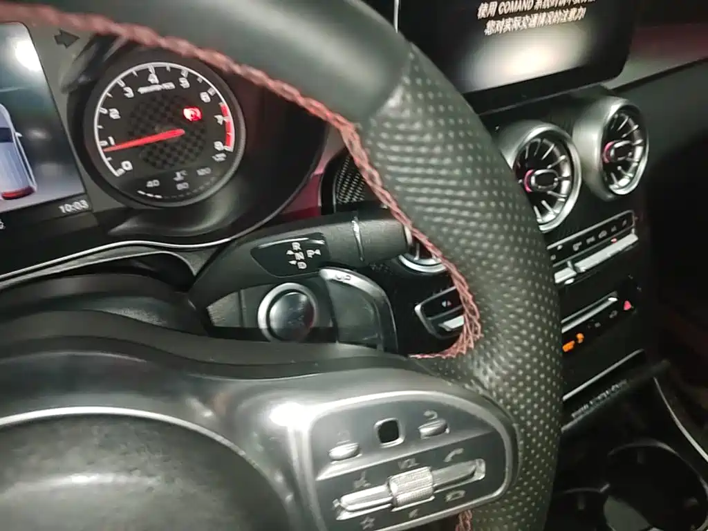 Mercedes-Benz GLC AMG — фото 11
