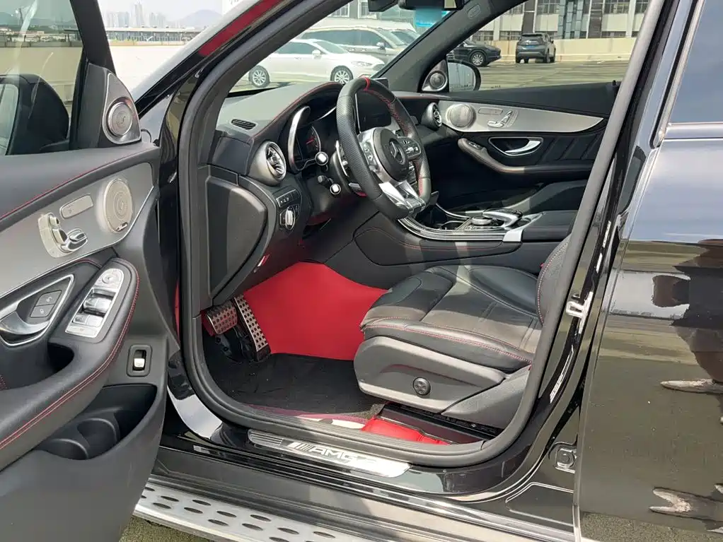 Mercedes-Benz GLC AMG — фото 13