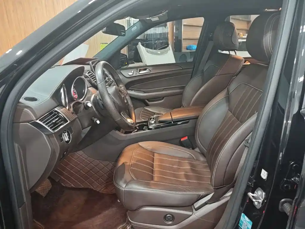 Mercedes-Benz GLE (Import) — фото 15