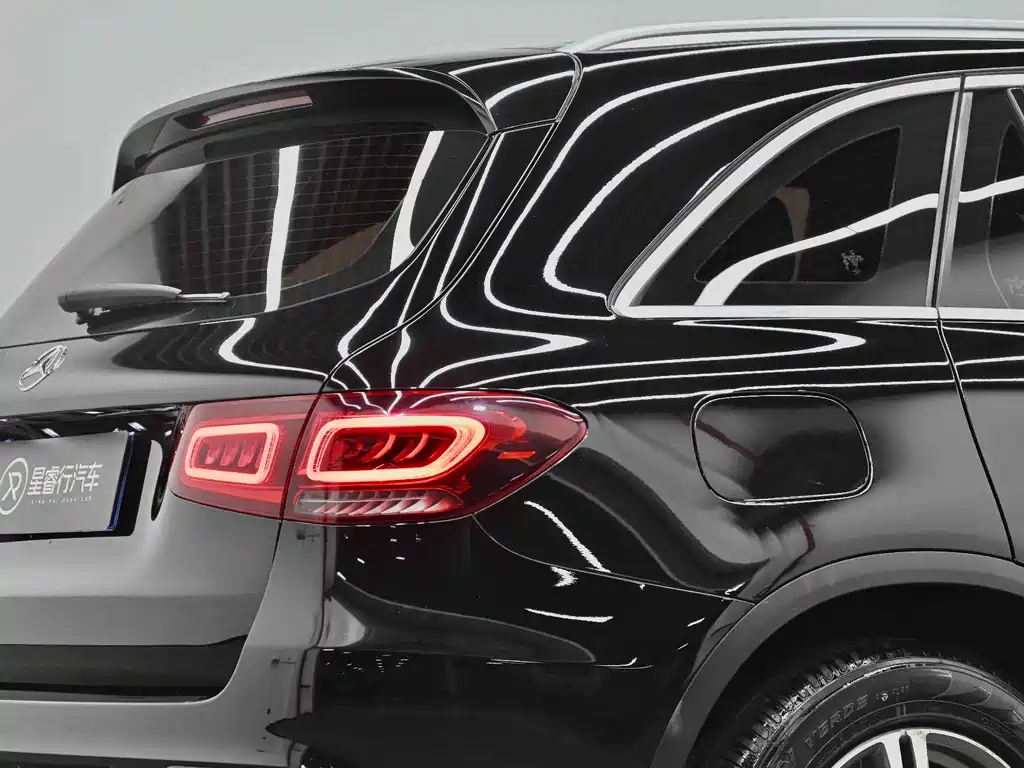 Mercedes-Benz GLC — фото 8