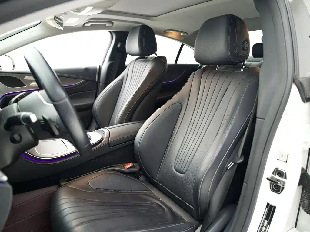 Mercedes-Benz CLS — фото 8