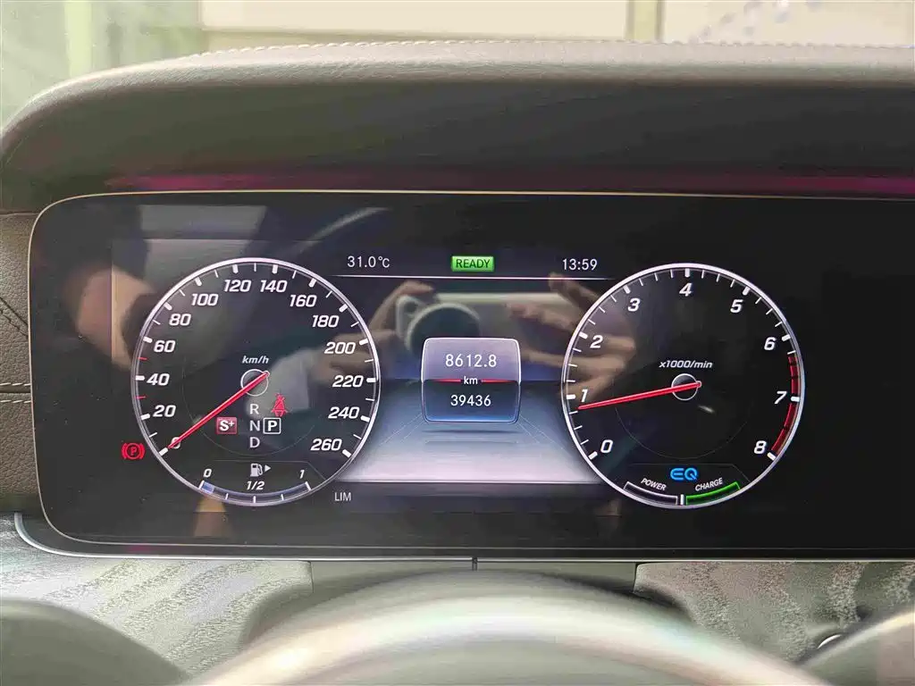 Mercedes-Benz CLS — фото 3