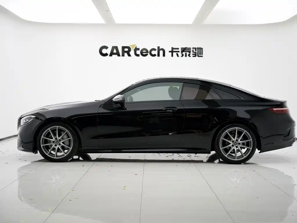 Mercedes-Benz E-Class (Import) — фото 17