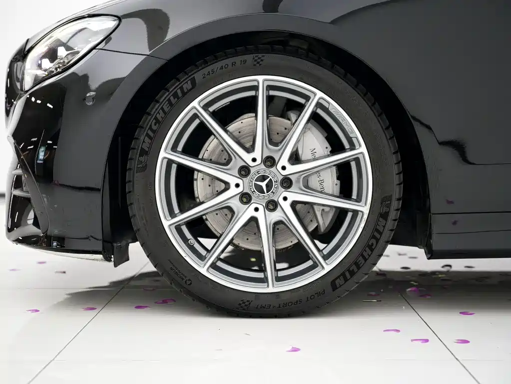 Mercedes-Benz E-Class (Import) — фото 18