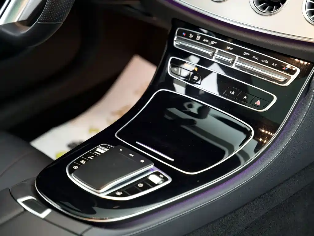 Mercedes-Benz E-Class (Import) — фото 10