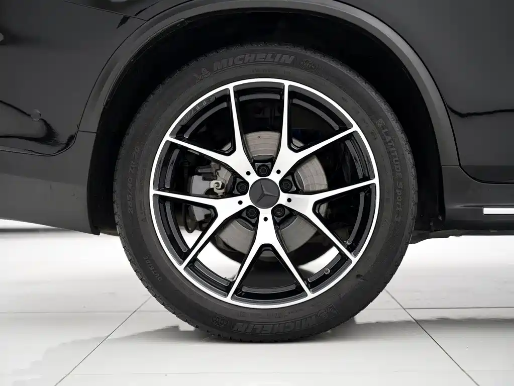 Mercedes-Benz GLC Coupe AMG — фото 20