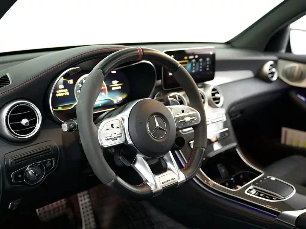 Mercedes-Benz GLC Coupe AMG — фото 6