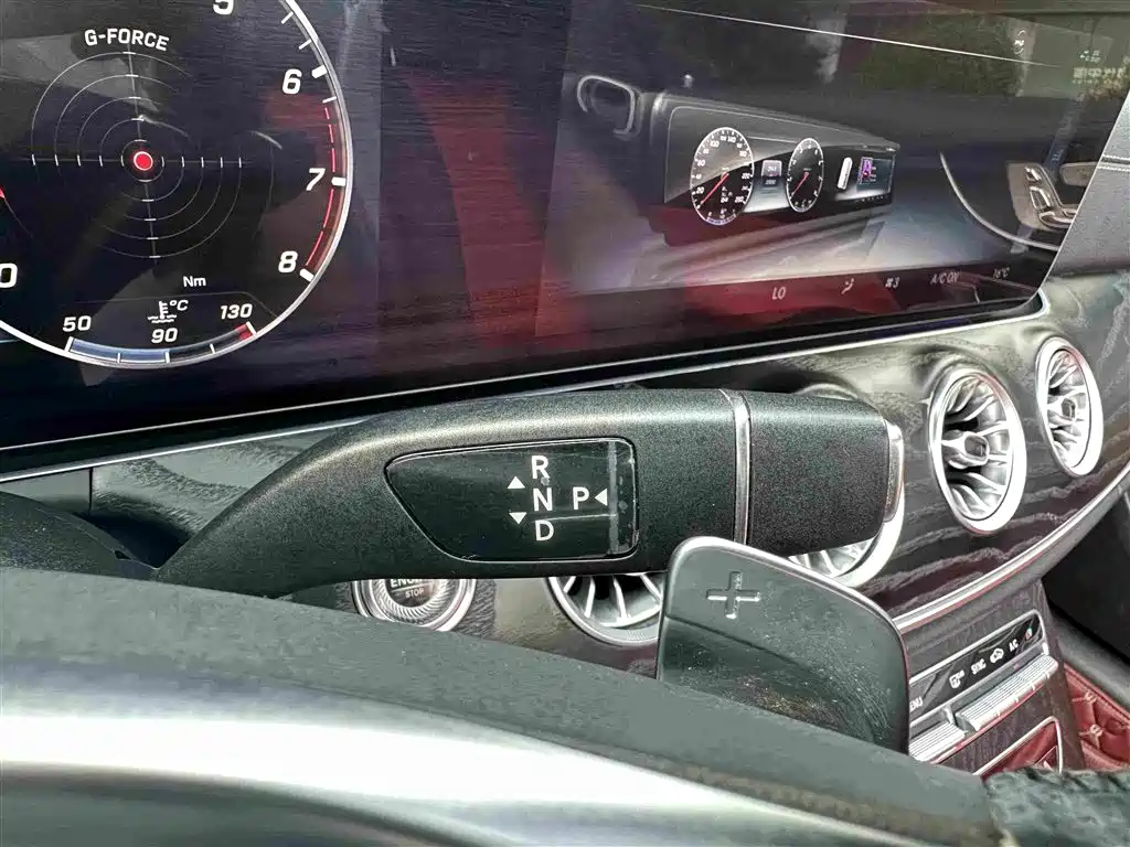 Mercedes-Benz E-Class (Import) — фото 15