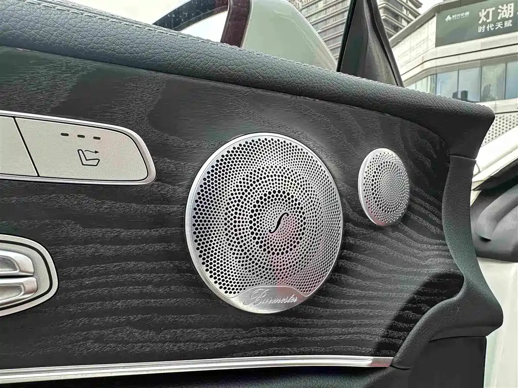 Mercedes-Benz E-Class (Import) — фото 18