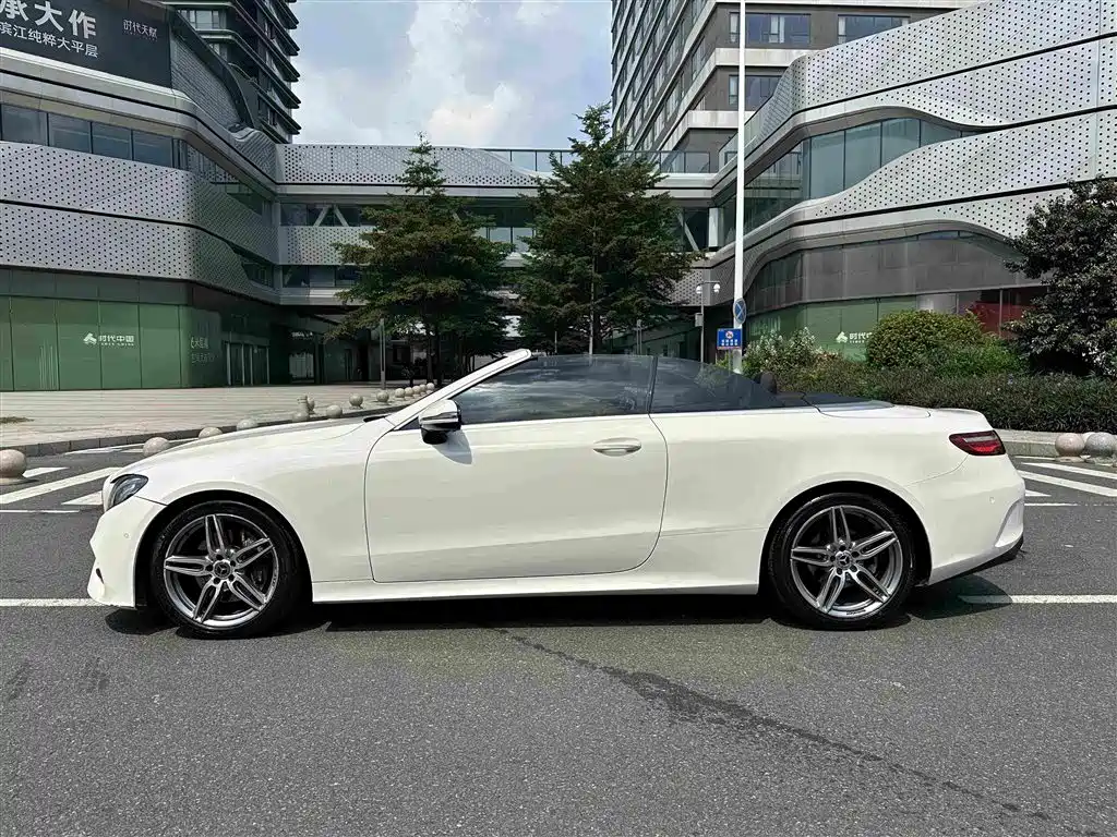 Mercedes-Benz E-Class (Import) — фото 21