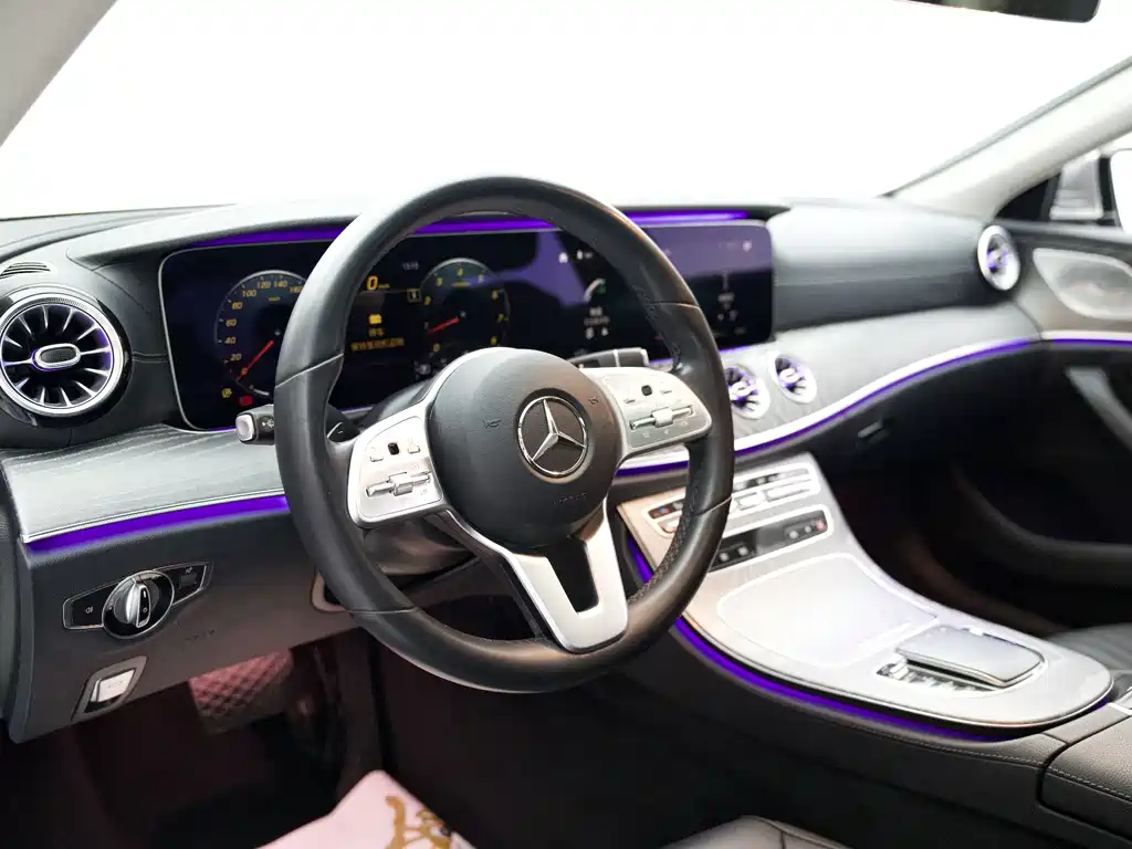 Mercedes-Benz CLS — фото 3