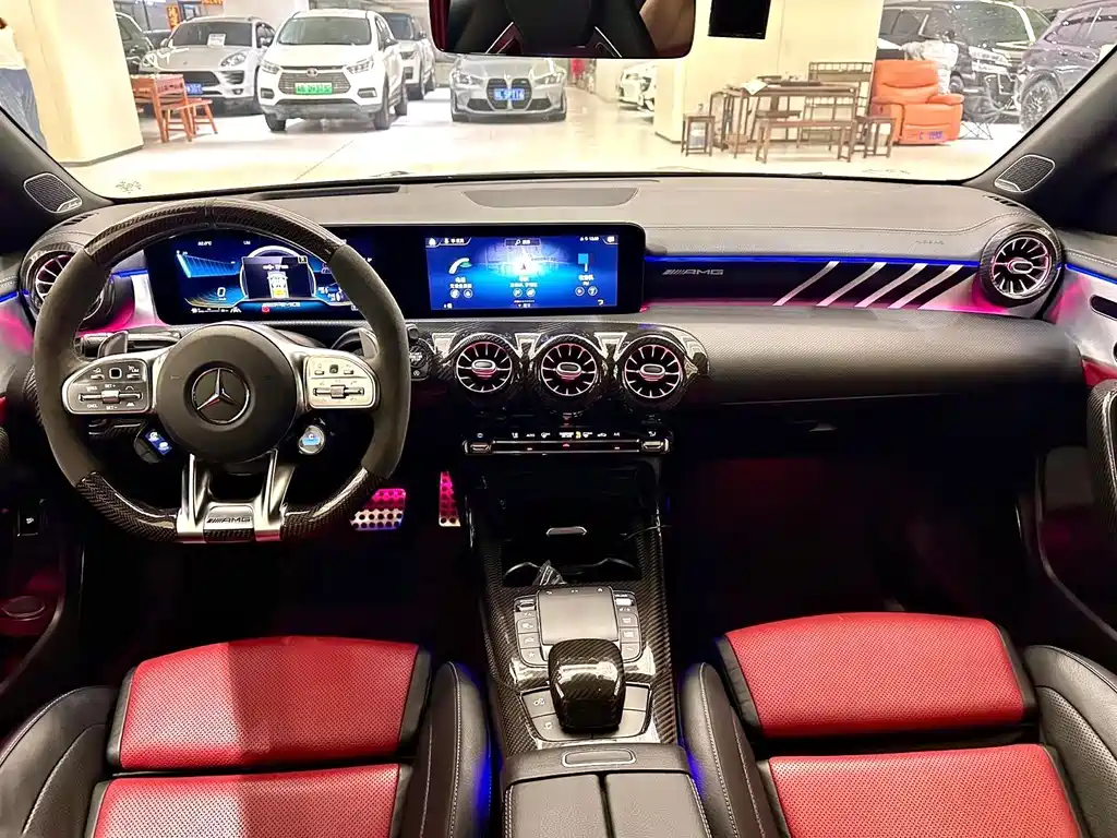 Mercedes-Benz CLA AMG — фото 5