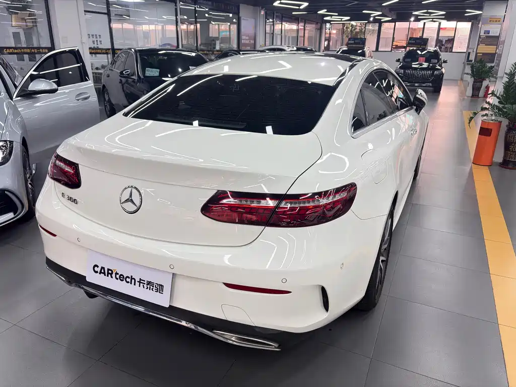 Mercedes-Benz E-Class (Import) — фото 5