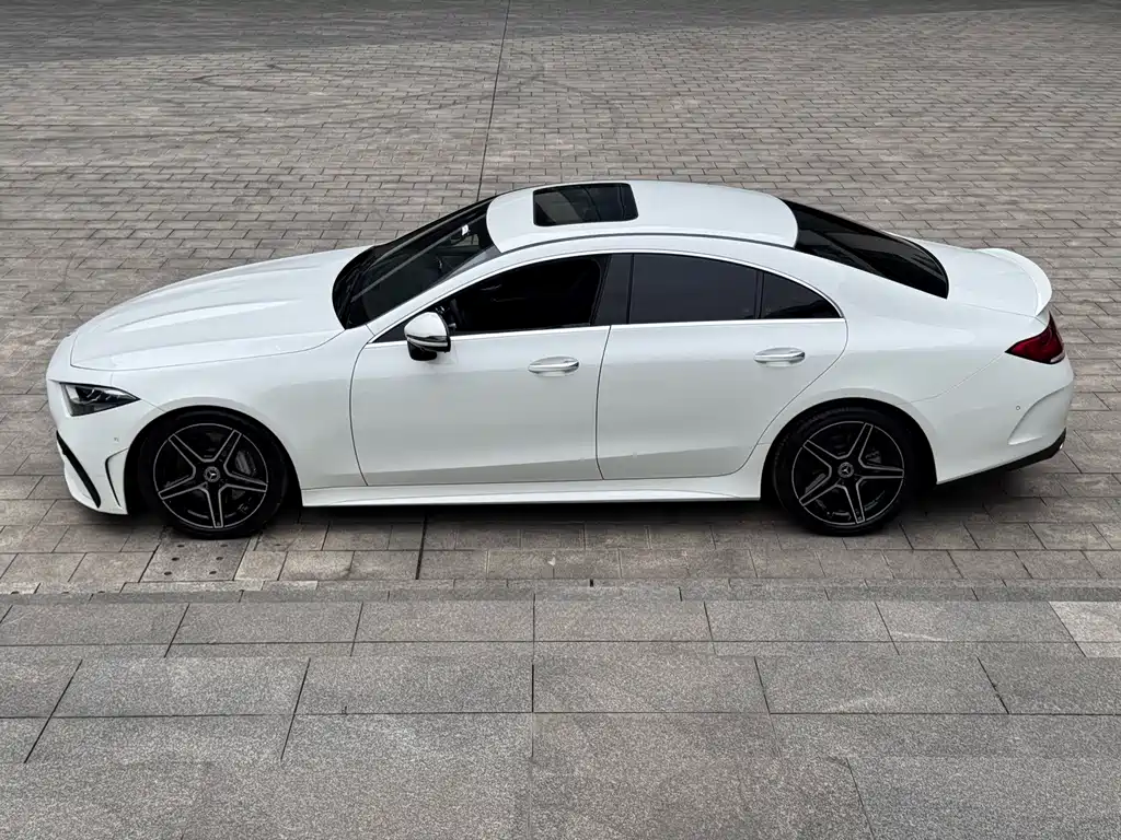 Mercedes-Benz CLS — фото 2
